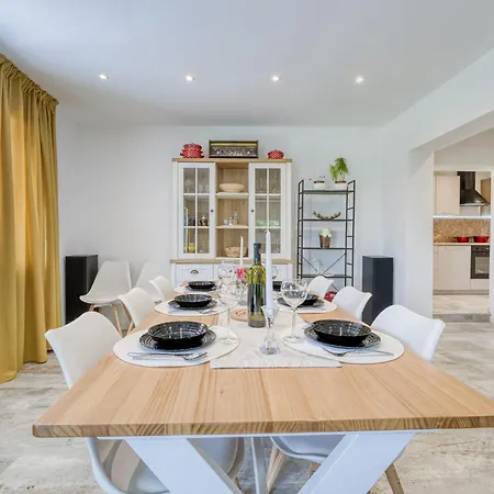 Cosy D&d By Interhome Case de vacanță