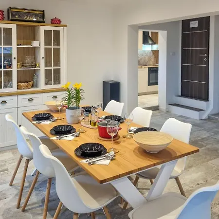 Cosy D&d By Interhome Brod Moravice