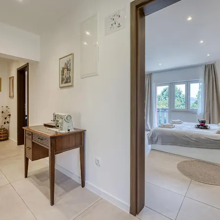 Cosy D&d By Interhome Holiday home Brod Moravice