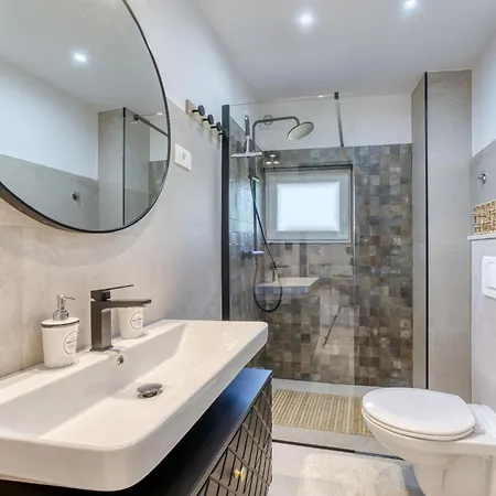 Holiday home Cosy D&d By Interhome